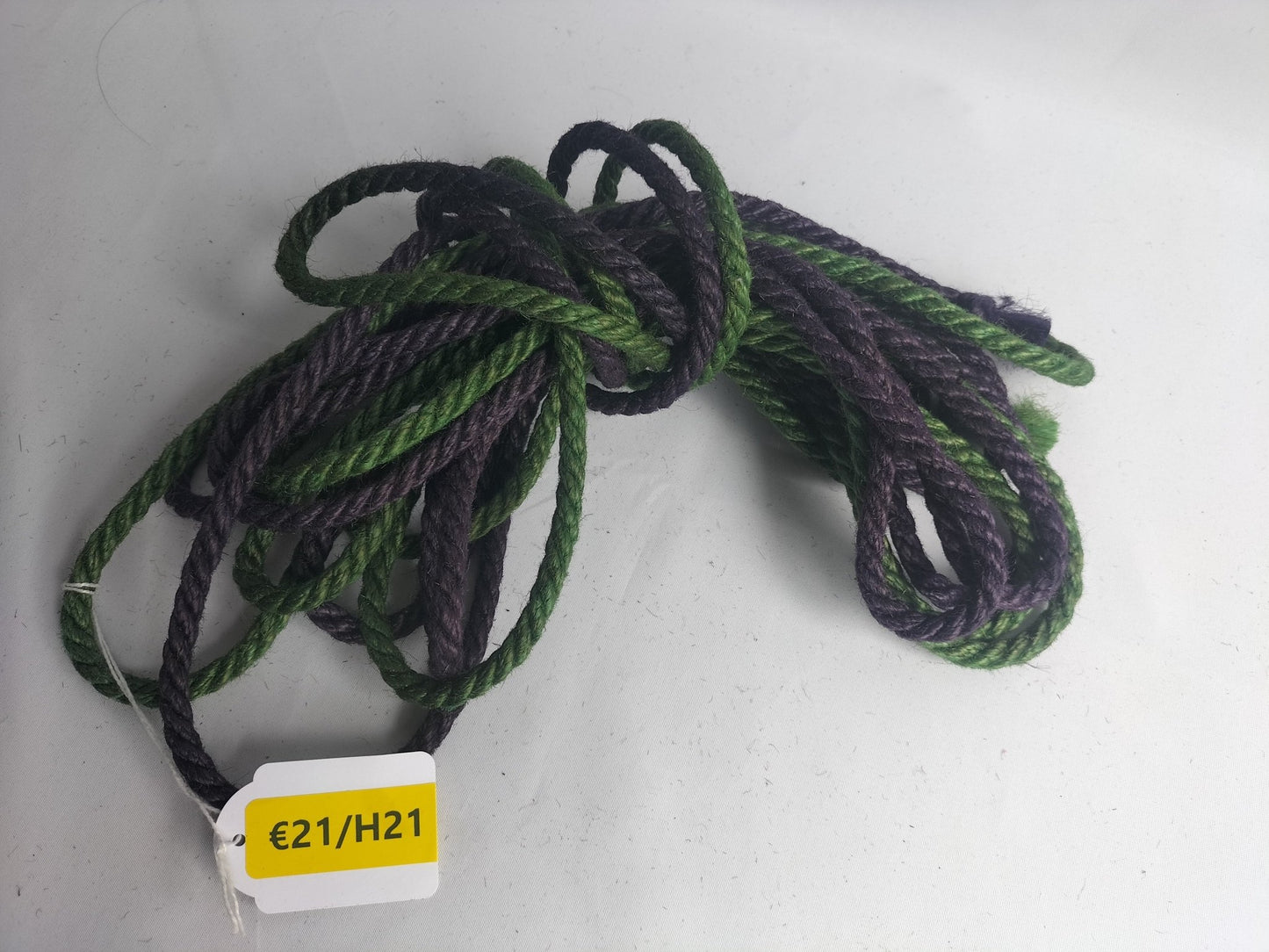 Jute touw 8 meter 6mm diverse kleuren - SM - speeltjes