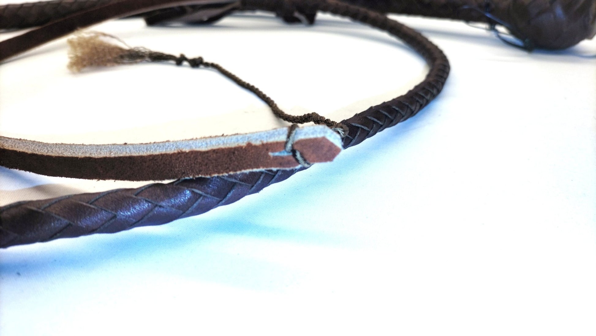 Kangoeroe Leren Snakewhip 4 Foot (120cm) - Verzwaard met Lood - Impact Play - Zwepen - SM - speeltjes