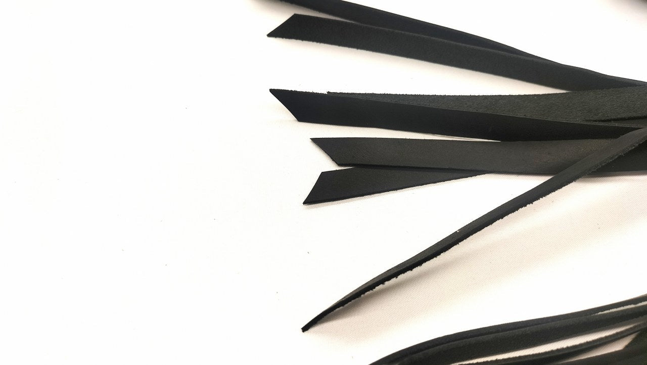 Korte Leren Flogger 18 Falls 47cm schuine kanten - Impact Play - SM - speeltjes