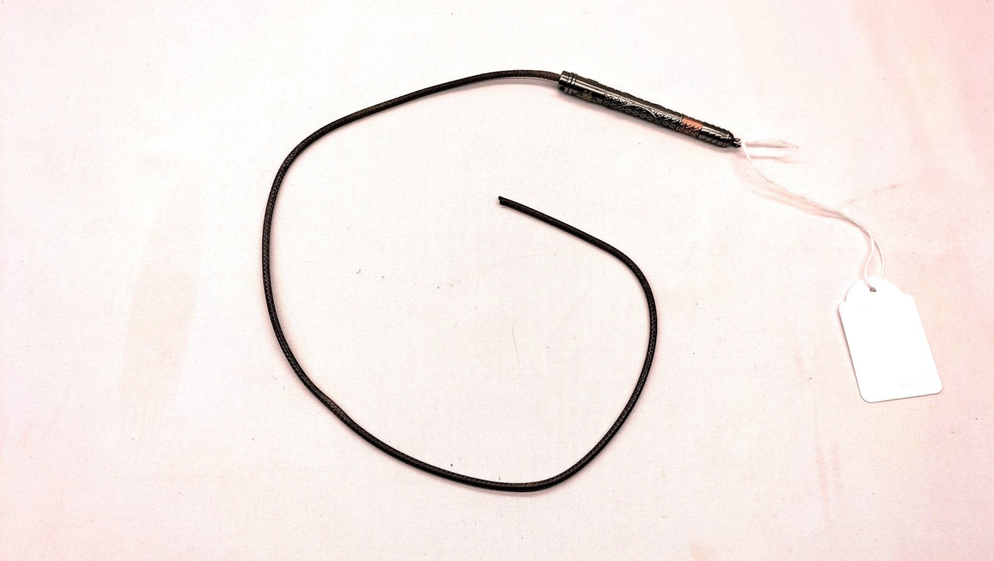 Korte Nylon Zweep Zakformaat - Impact Toy met Metalen Handvat 61cm - Impact Toys - SM - speeltjes