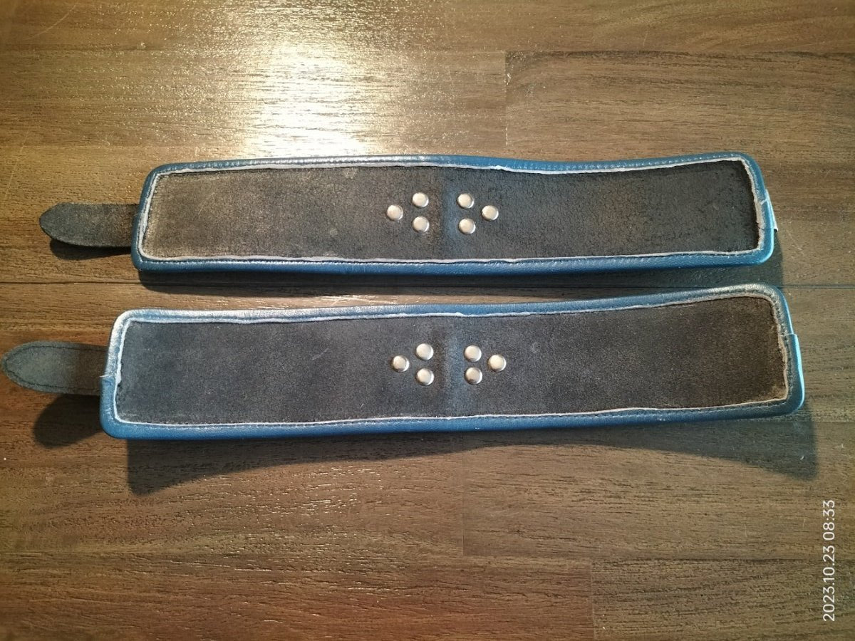 lederen pols of enkelboeien 2 soorten - SM - speeltjes