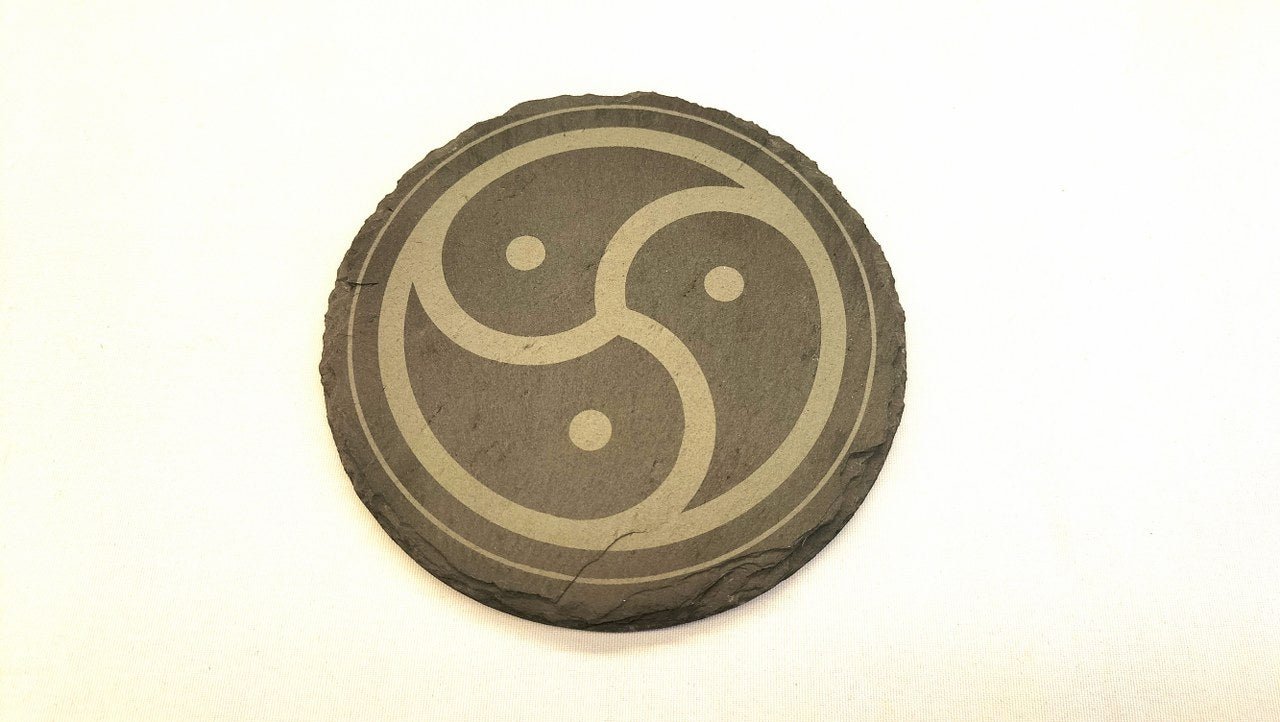 Leisteen Onderzetter met BDSM Logo - Stijlvolle BDSM Onderzetters Set - BDSM - Interieur Accessoires - SM - speeltjes