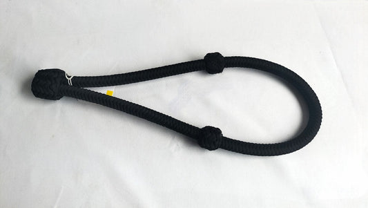 met-deze-paracord-zweep-speel-je-gemakkelijk-op-elke-locatie-door-zijn-opbouw-is-hij-gemakkelijk-te-reinigen-de-loop-zelf-is-een-best-gemeen-speeltje-1