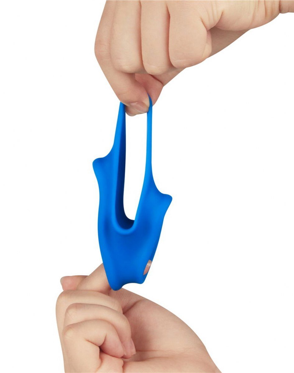 met-deze-blauwe-silicone-cock-en-ball-ring-wordt-je-erectie-nog-krachtiger-en-wordt-zaadlozing-nog-intenser