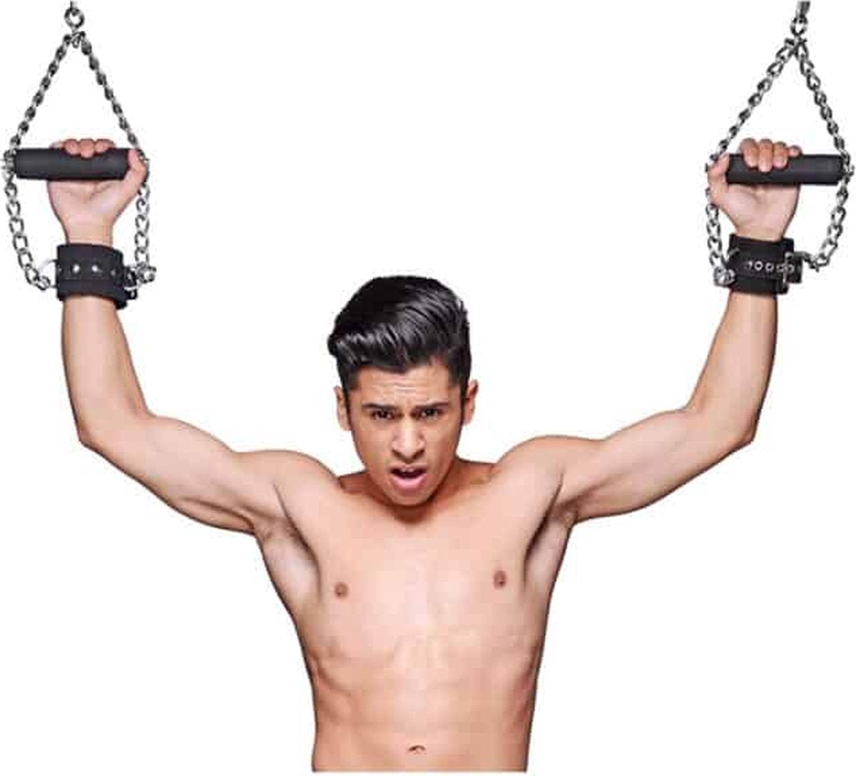 dankzij-de-verstelbare-met-rubber-gecoate-handgreep-die-bij-deze-handboeien-voorzien-is-kan-je-gemakkelijker-iets-langer-blijven-racht-staan-met-je-handen-in-de-lucht-vast-gezet-zonder-dat-de-boeien-in-je-polsen-beginnen-te-snijden-dit-wordt-nog-eens-extra-ondersteund-door-de-zachte-fur-binnenvoering-zodat-het-draagcomfort-nog-aangenamer-wordt-3