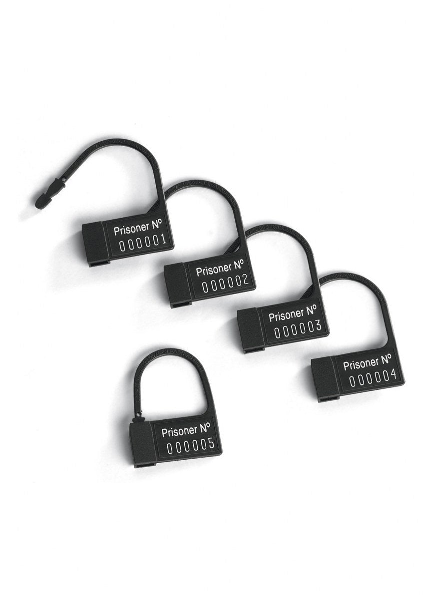 met-de-mysti-public-enemy-nr-1-aangesloten-op-een-mystim-pulseenheid-wordt-je-echt-een-gevangene