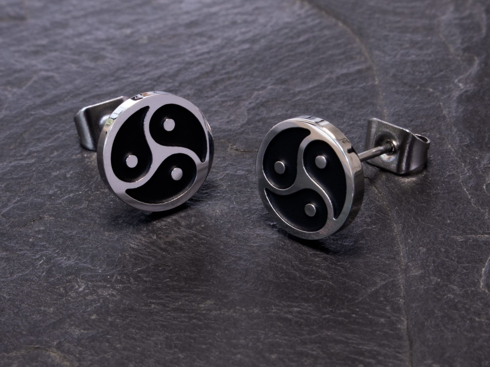 Oorstekers BDSM logo (2 soorten) - SM - speeltjes