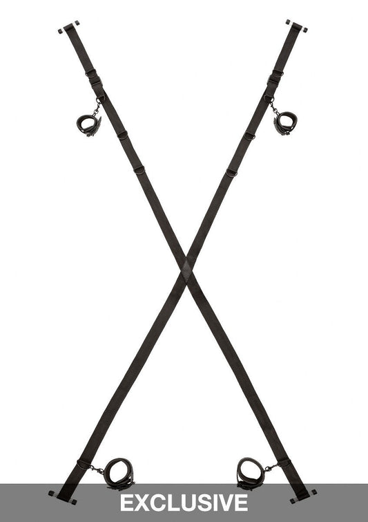 met-deze-bdsm-toy-kan-je-overal-je-partner-overal-vast-zetten-dit-andreas-kruis-gemaakt-van-nylon-en-staal-hang-je-zo-over-elke-binnendeur-en vervangt je bdsm-bed-of-meubel-van-thuis-1
