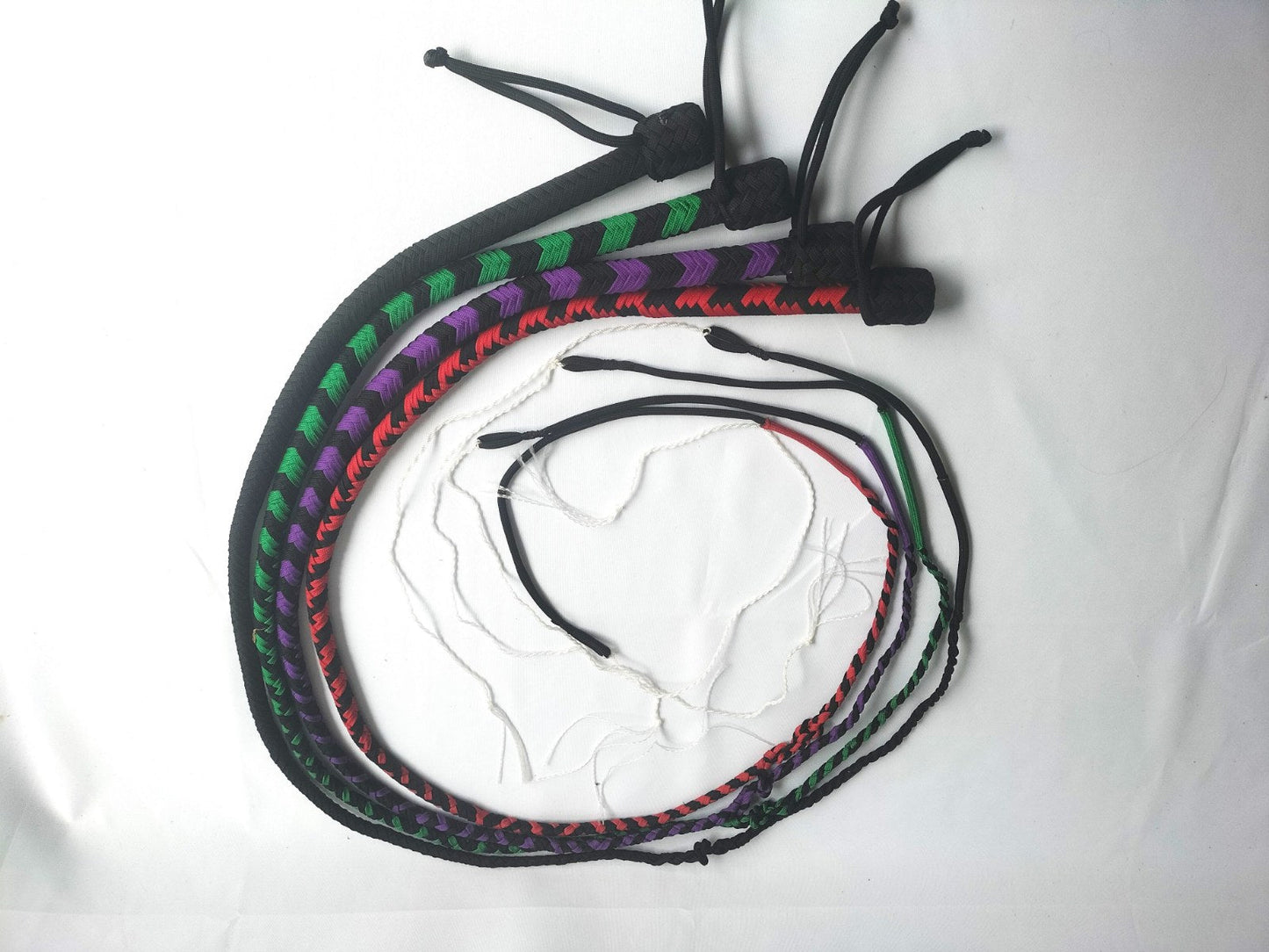 Paracord 2 foot bullwhip (diverse kleuren) - SM - speeltjes