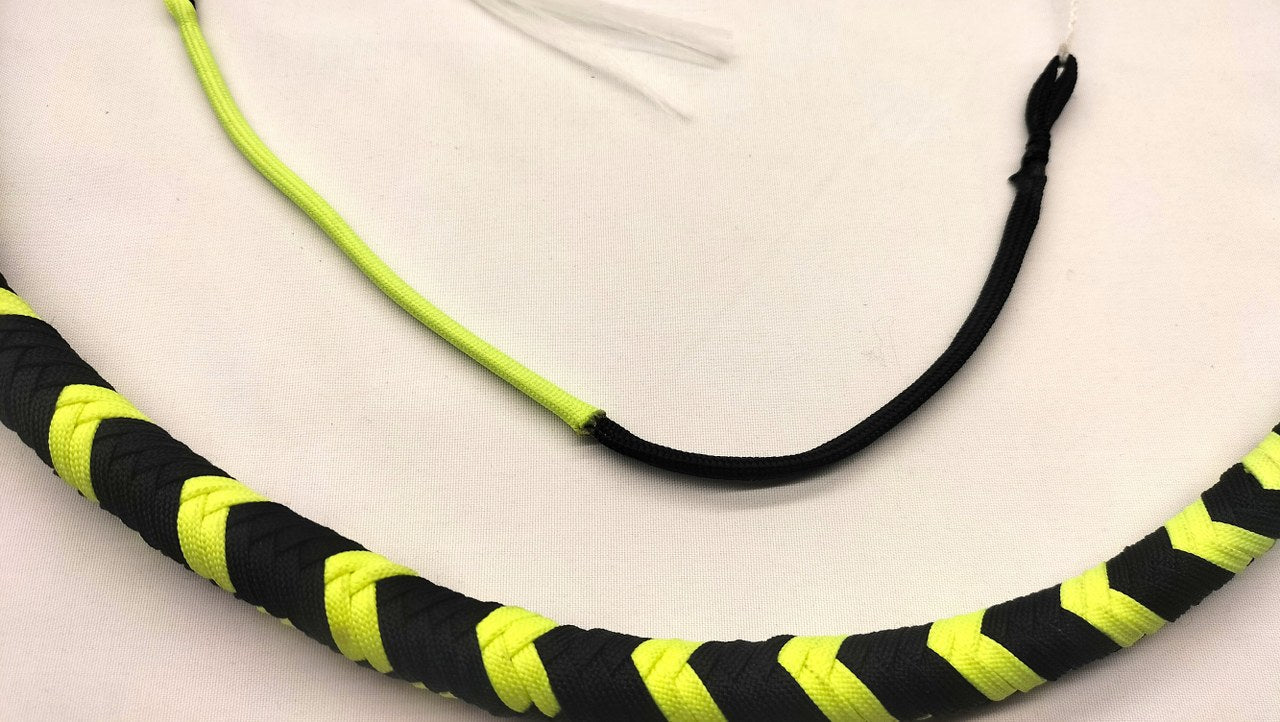 Paracord Bullwhip 90cm Zwart/FLUO Geel - Premium BDSM Impact Play Zweep - Impact Play - SM - speeltjes