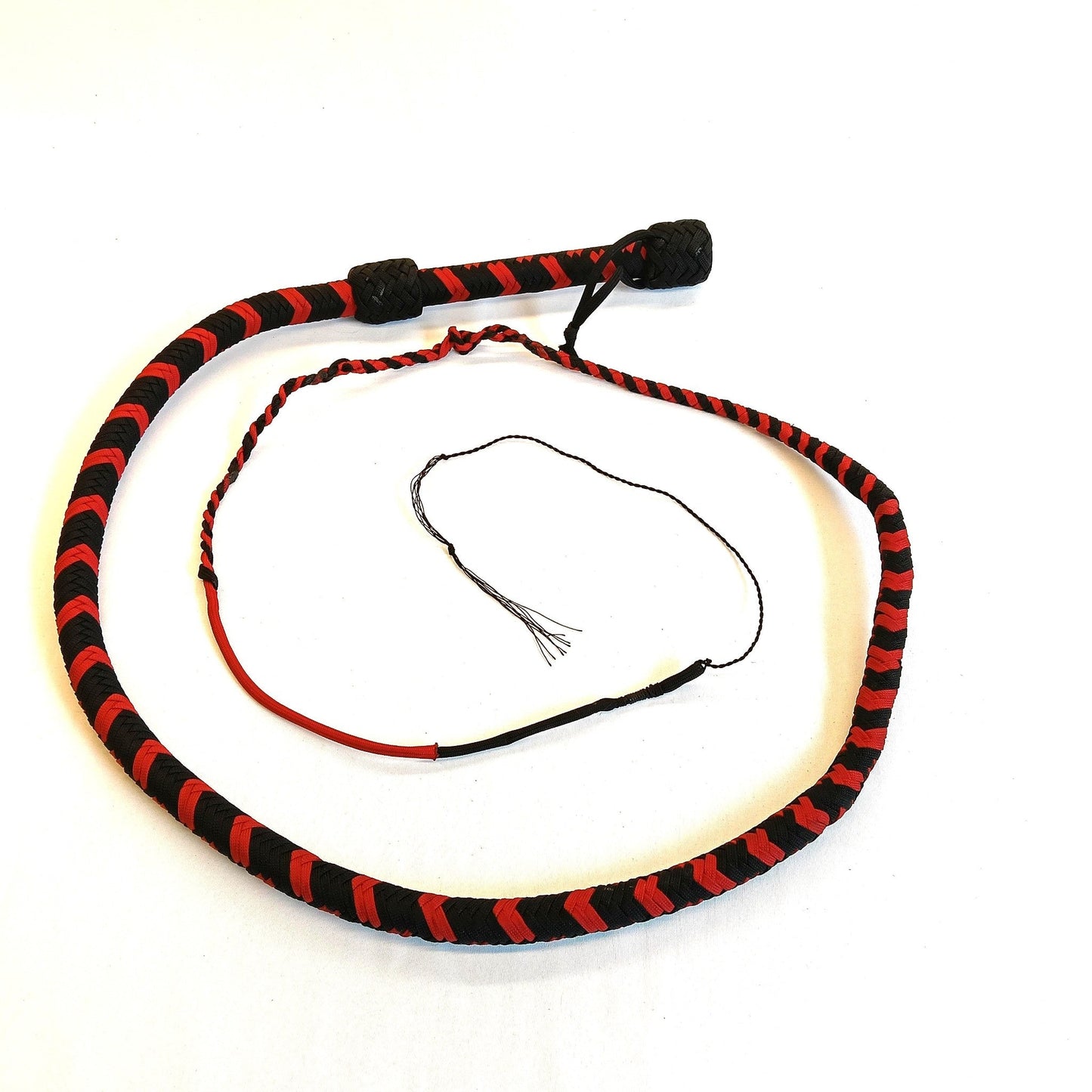 Paracord Bullwhip 90cm Zwart/Rood – Loodverzwaard English Eye Systeem - Impact Play - SM - speeltjes