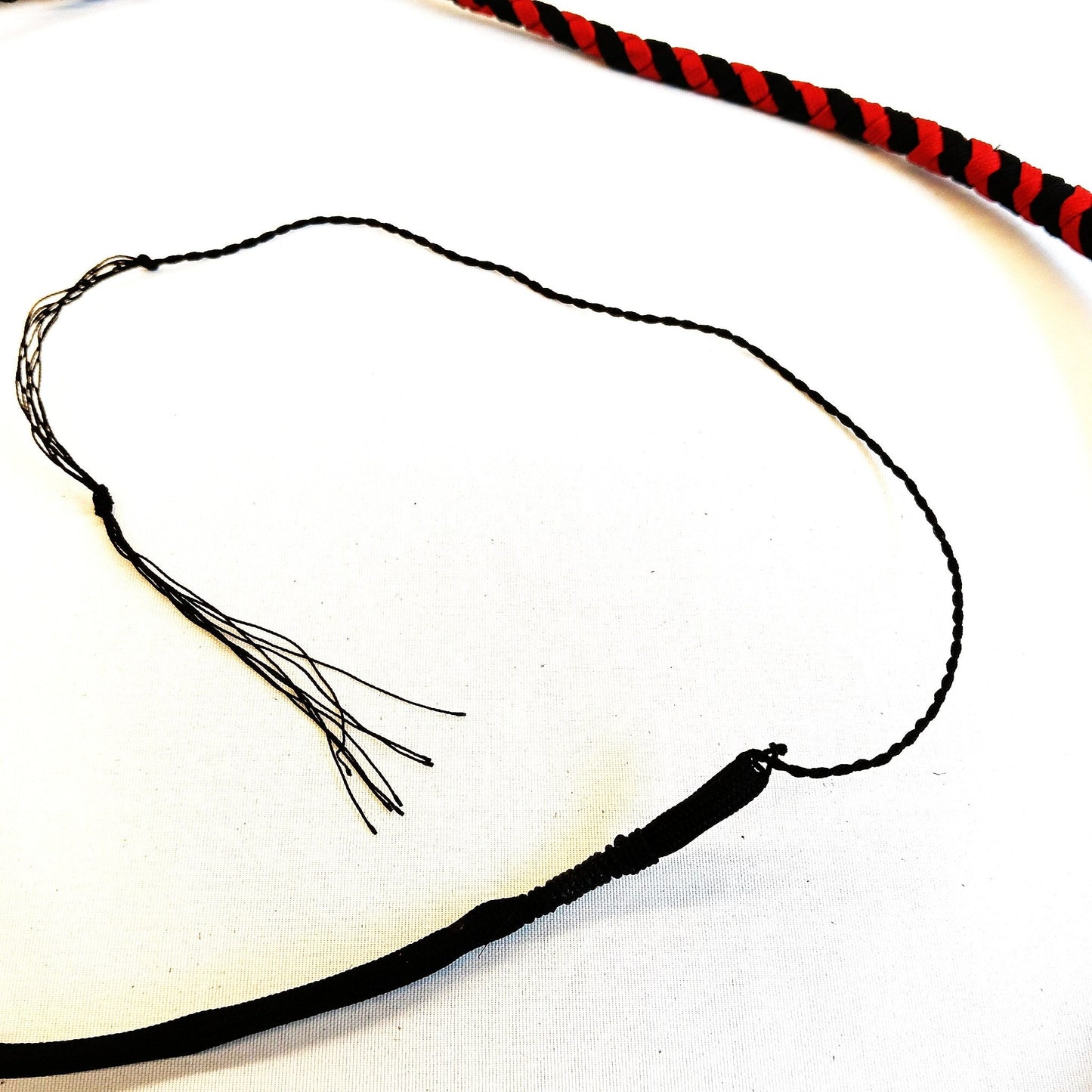 Paracord Bullwhip 90cm Zwart/Rood – Loodverzwaard English Eye Systeem - Impact Play - SM - speeltjes