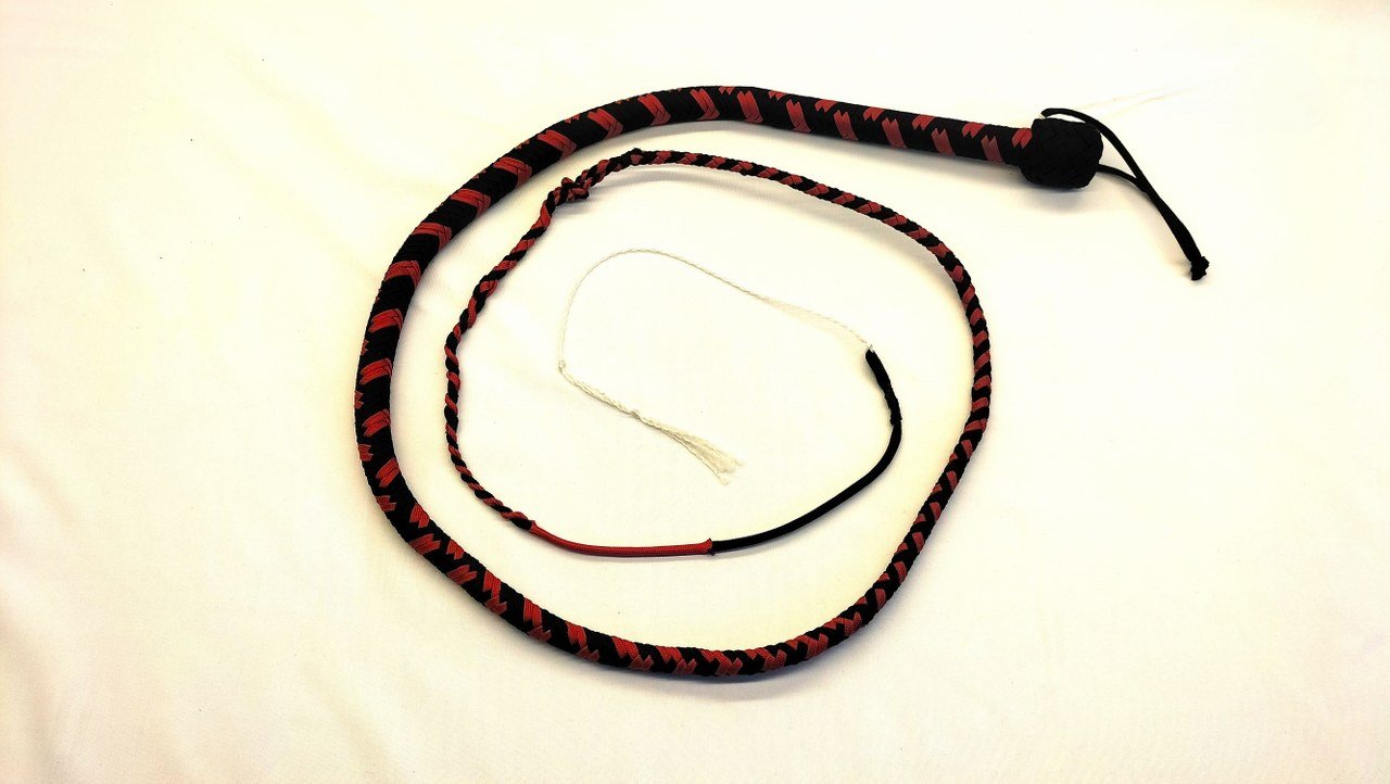 Paracord Bullwhip 90cm Zwart/Rood - Premium BDSM Impact Play Zweep - Impact Play - SM - speeltjes