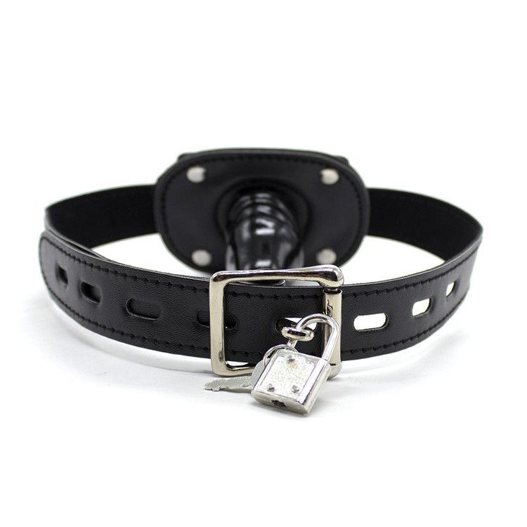 met-deze-penis-mond-gag-in-2-verschillende-lengtes-te-bestellen-leg-je-jouw-submissive-zowel-het-zwijgen-op-als-dat-je-zijn-of-haar-mondje-vult-het-bandje-is-in-stevig-kunstleer-afsluitbaar-met-een-mee-geleverd-slotje-en-de-gag-in-zwarte-silicone-is-er-in-2-maten-5-of-10-cm-lengte-7