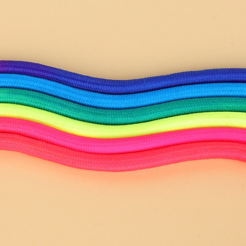 dit-zeven-mm-dikke-rainbow-touw-die-nog-eens-black-light-reageert-is-een-must-have-voor-elke-bondage-fan-het-is-10-meter-lang-en-gemaakt-van-bamboe-zijde-6