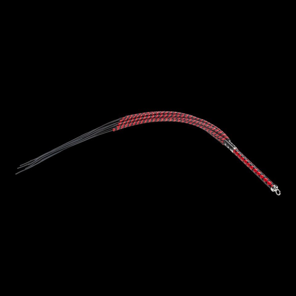 ben-jij-een-sadist-of-een-masochist-wil-je-graageen-gesel-waar-je-er-weinig-van-zal-zien-dan-is-deze-zweep-van-rise-uit-de-hogere-prijsklasse-misschien-iets-voor-jou-met-zijn-10-geweven-tails-met-uiterst-stevige-kern-laat-ze-zeker-een-indruk-na-je-houdt-ervan-of-helemaal-niet-2