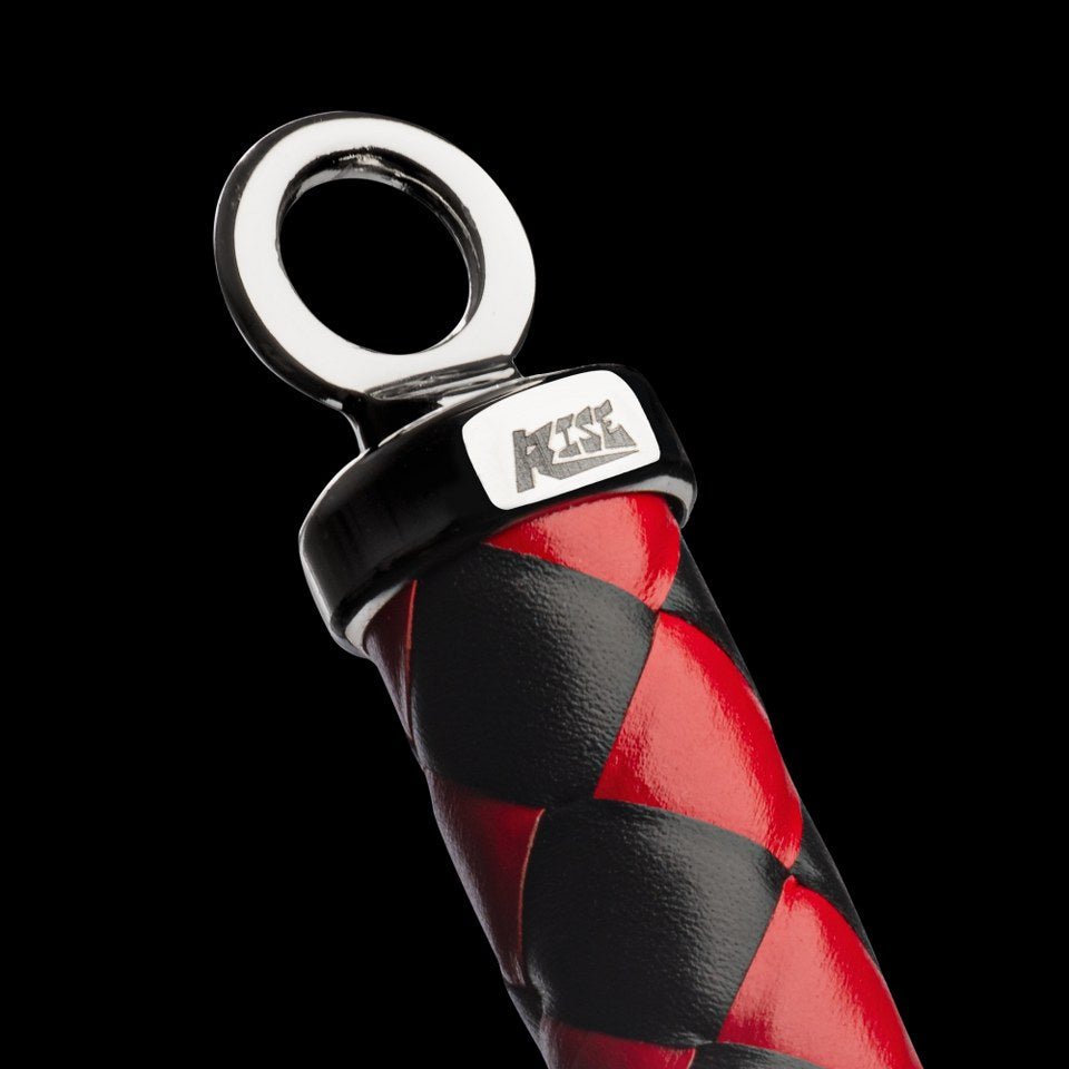 ben-jij-een-sadist-of-een-masochist-wil-je-graageen-gesel-waar-je-er-weinig-van-zal-zien-dan-is-deze-zweep-van-rise-uit-de-hogere-prijsklasse-misschien-iets-voor-jou-met-zijn-10-geweven-tails-met-uiterst-stevige-kern-laat-ze-zeker-een-indruk-na-je-houdt-ervan-of-helemaal-niet-7