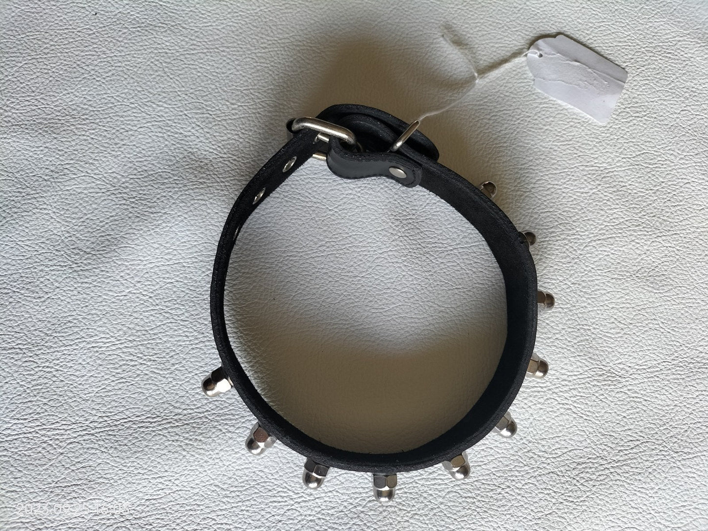 Rode of zwarte lederen collar met studs - SM - speeltjes