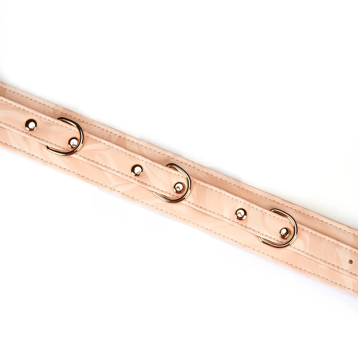 wil-je-graag-mooi-maar-ook-milieu-bewust-zijn-in-de-fetisj-scene-en-op-elk-speelfeestje-kunnen-stralen-met-je-eigen-vegan-bdsm-collar-dan-is-deze-prachtig-roze-collar-met-fluweelzachte-voering-iets-voor-jou-3