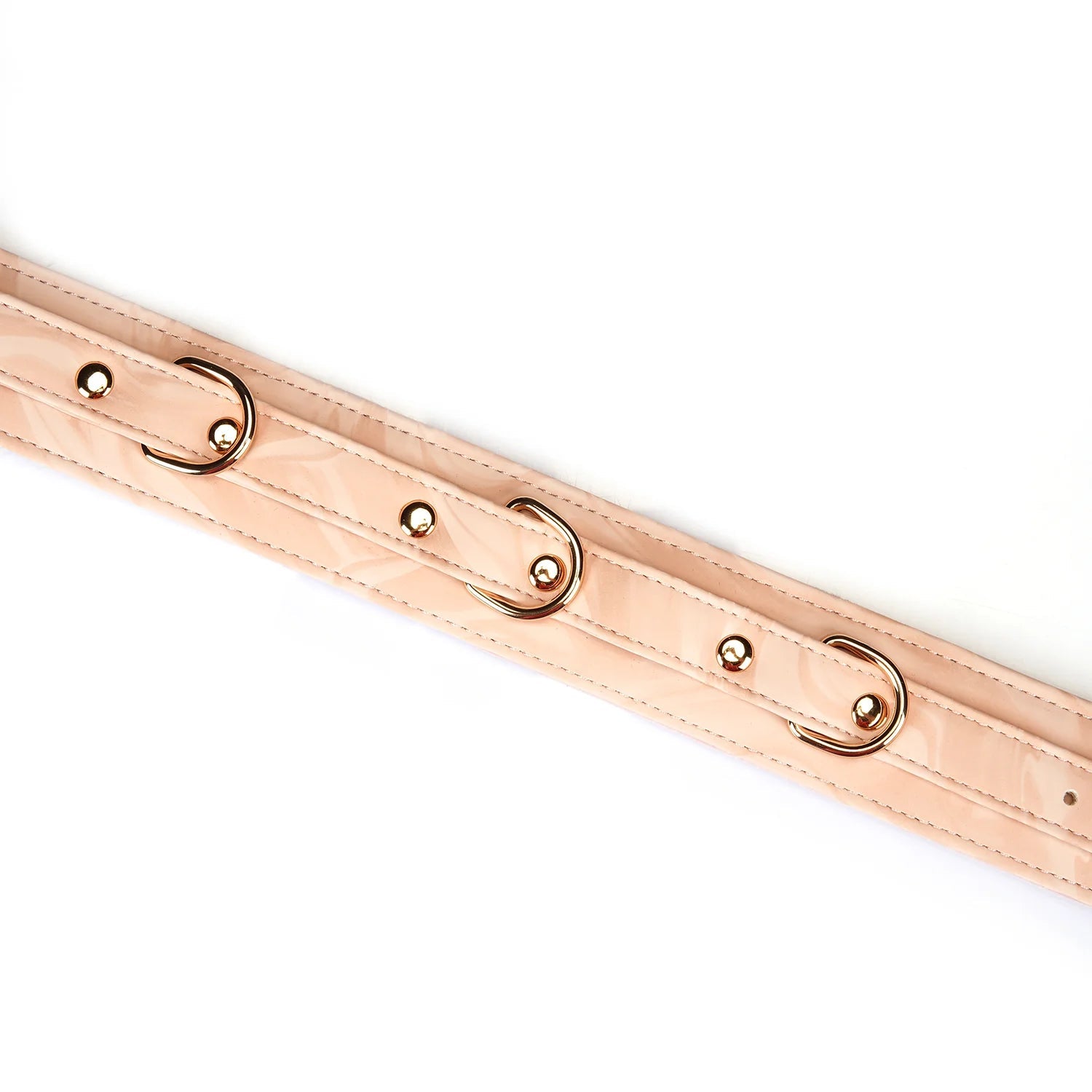 wil-je-graag-mooi-maar-ook-milieu-bewust-zijn-in-de-fetisj-scene-en-op-elk-speelfeestje-kunnen-stralen-met-je-eigen-vegan-bdsm-collar-dan-is-deze-prachtig-roze-collar-met-fluweelzachte-voering-iets-voor-jou-3