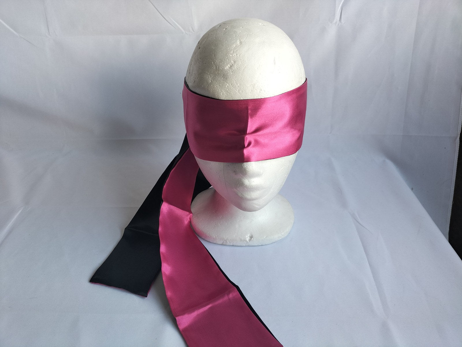 Satijn oogmasker (diverse kleuren) - SM - speeltjes