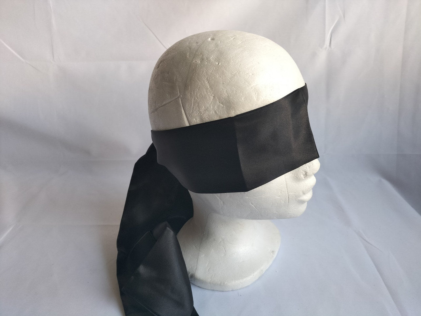 Satijn oogmasker (diverse kleuren) - SM - speeltjes