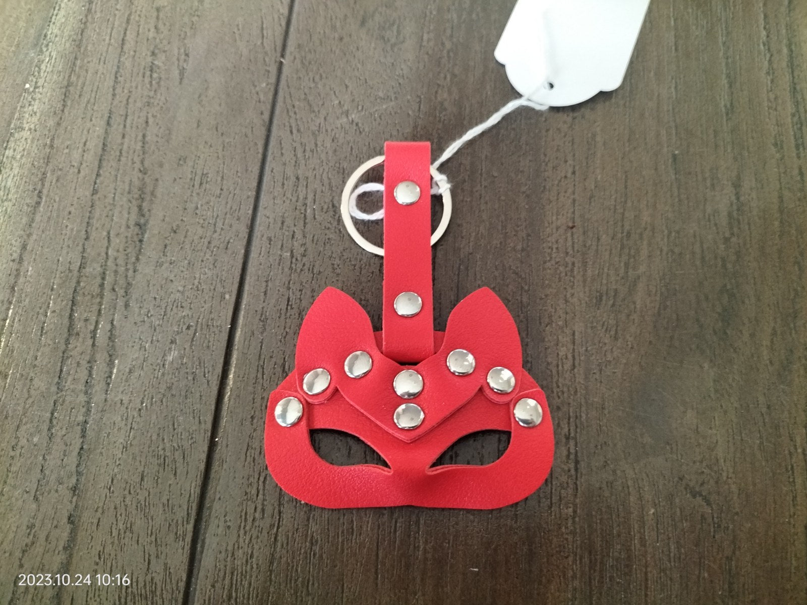 sleutelhanger met kitten maskertje rood of zwart - SM - speeltjes