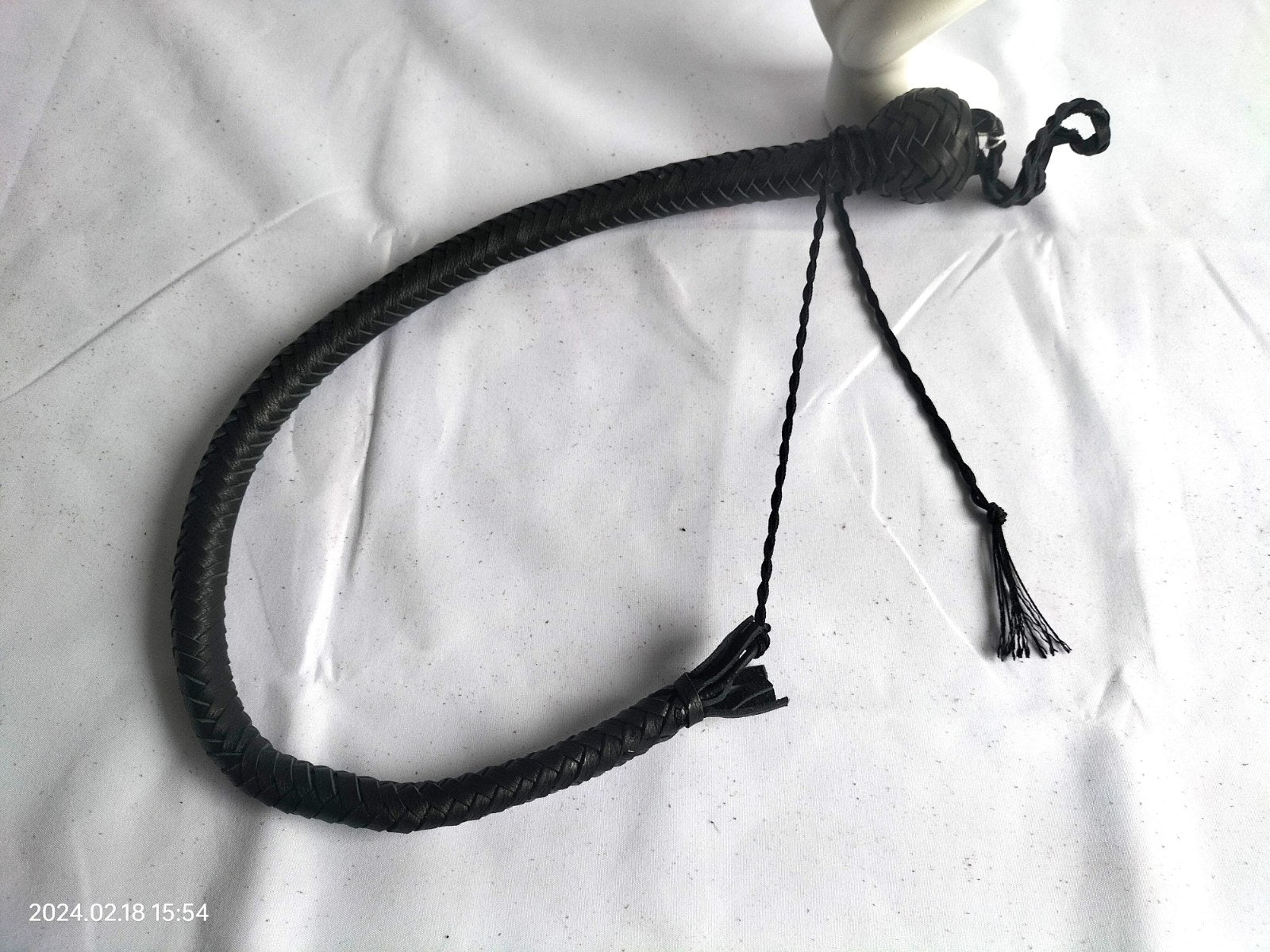 snake whip 60 cm zwart/rood of zwart - SM - speeltjes