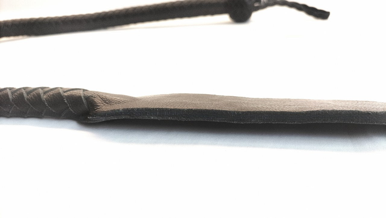 Snake Whip met Grote Flap 95cm - Leren BDSM Zweep voor Ritmisch Impact Play - Impact Play - SM - speeltjes