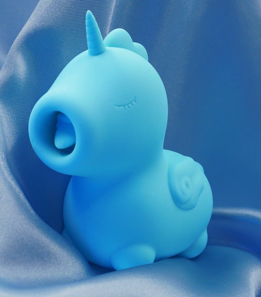 ervaar-als-geen-ander-de-sensuele-tintelingen-dankzij-deze-unihorn-wild-spirit-met-zijn-duo-motor-die-enerzijds-voor-een-verwennerij-zorgt-dankzij-zijn-korte-wervelende-tong-en-aan-de-andere-kant-voor-een-vibrerende-massage-dankzij-de-2de-motor-3