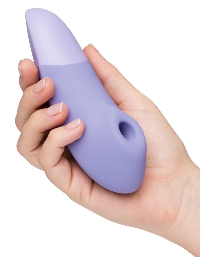 met-de-allernieuwste-versie-van-de-wand-massager-van-womanizer-genaamd-de-enhance-ben-je-met-zijn-1000-stimulatiecombinaties-gegarandeerd-van-een-orgasme-21