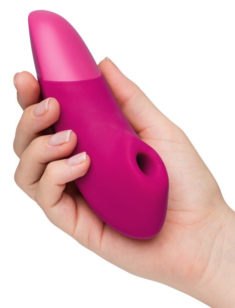 met-de-allernieuwste-versie-van-de-wand-massager-van-womanizer-genaamd-de-enhance-ben-je-met-zijn-1000-stimulatiecombinaties-gegarandeerd-van-een-orgasme-26