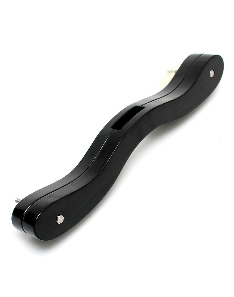 dankzij-deze-humbler-uit-degelijk-hout-zal-je-netjes-kruipen-zoals-het-hoort-voor-je-meesteres