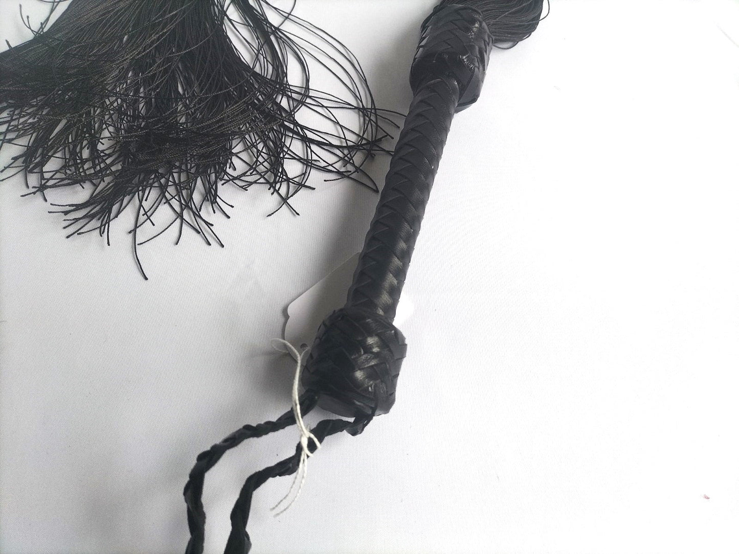 Zwarte flogger met nylon koord falls - SM - speeltjes