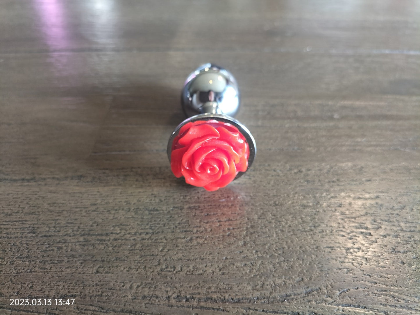 Butt plug with red rose size small