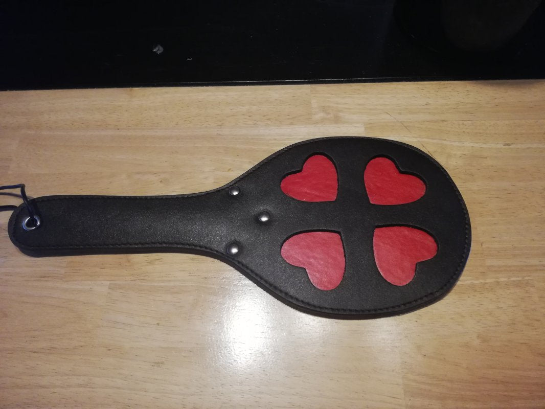 Thick leather rig leather paddle with hearts