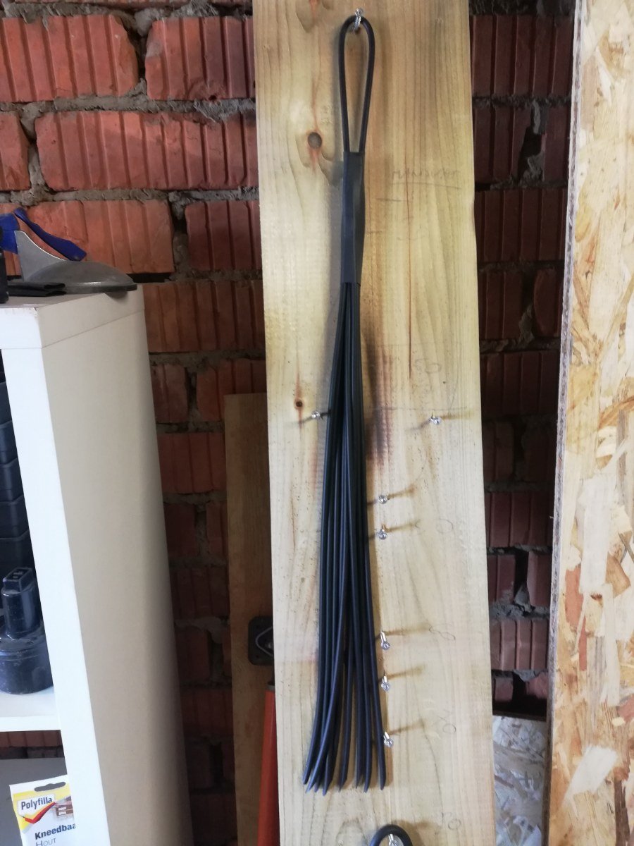 EPDM cat o nine 70 cm - SM - speeltjes