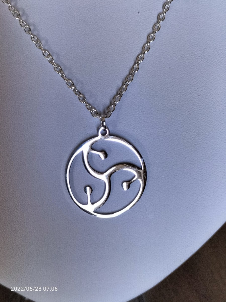 Halsketting met open BDSM logo - SM - speeltjes