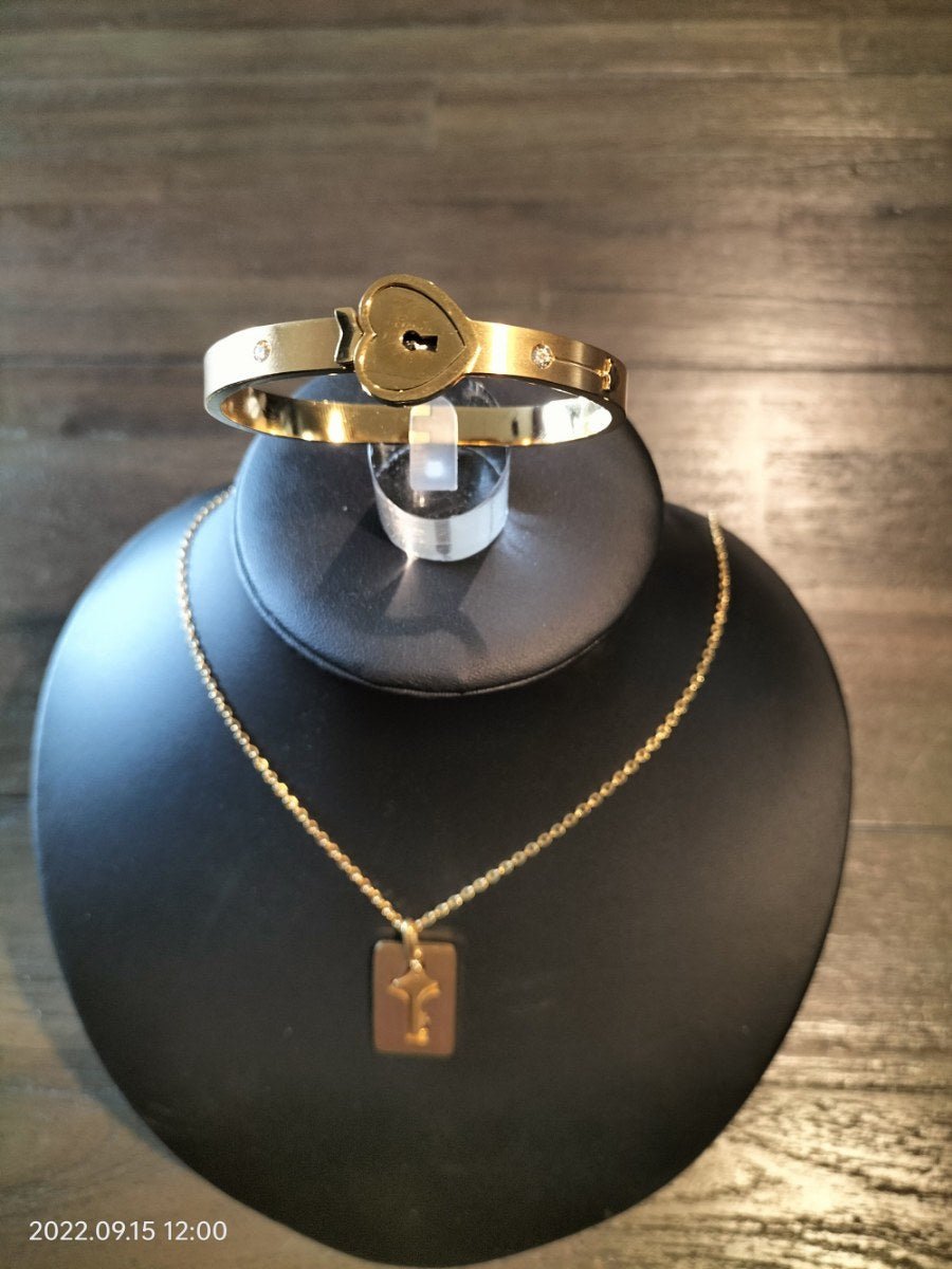 Owned en slaved armband + ketting goud kleurig - SM - speeltjes