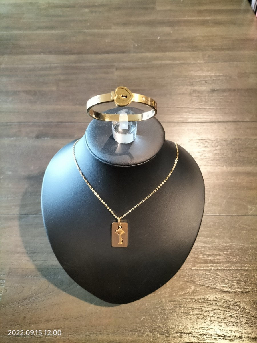 Owned en slaved armband + ketting goud kleurig - SM - speeltjes