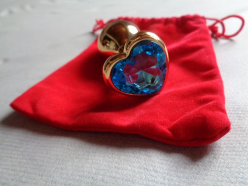 Butt plug with blue stone