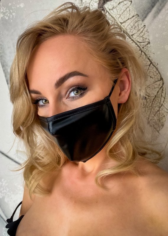 Zwart Wetlook Mondmasker - SM - speeltjes